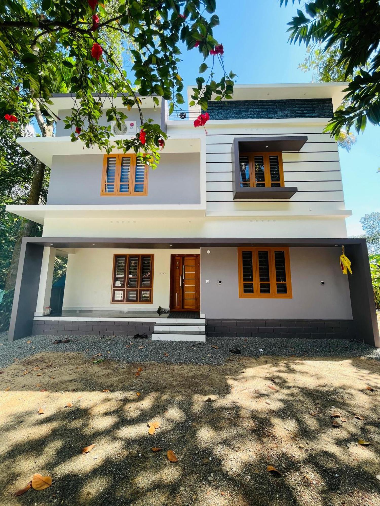 Munroe Meadows Apartment Mundrothuruth Bagian luar foto