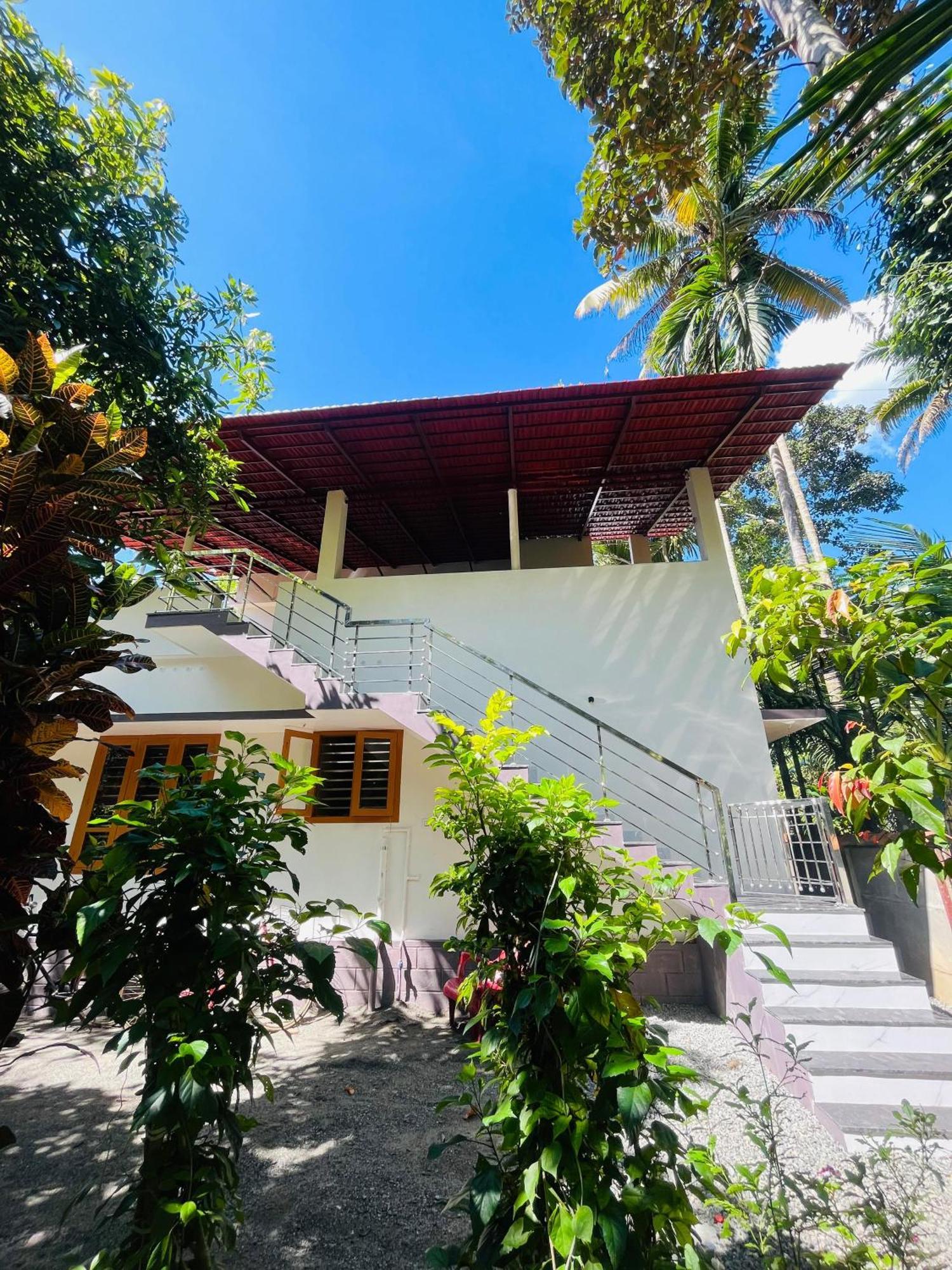Munroe Meadows Apartment Mundrothuruth Bagian luar foto